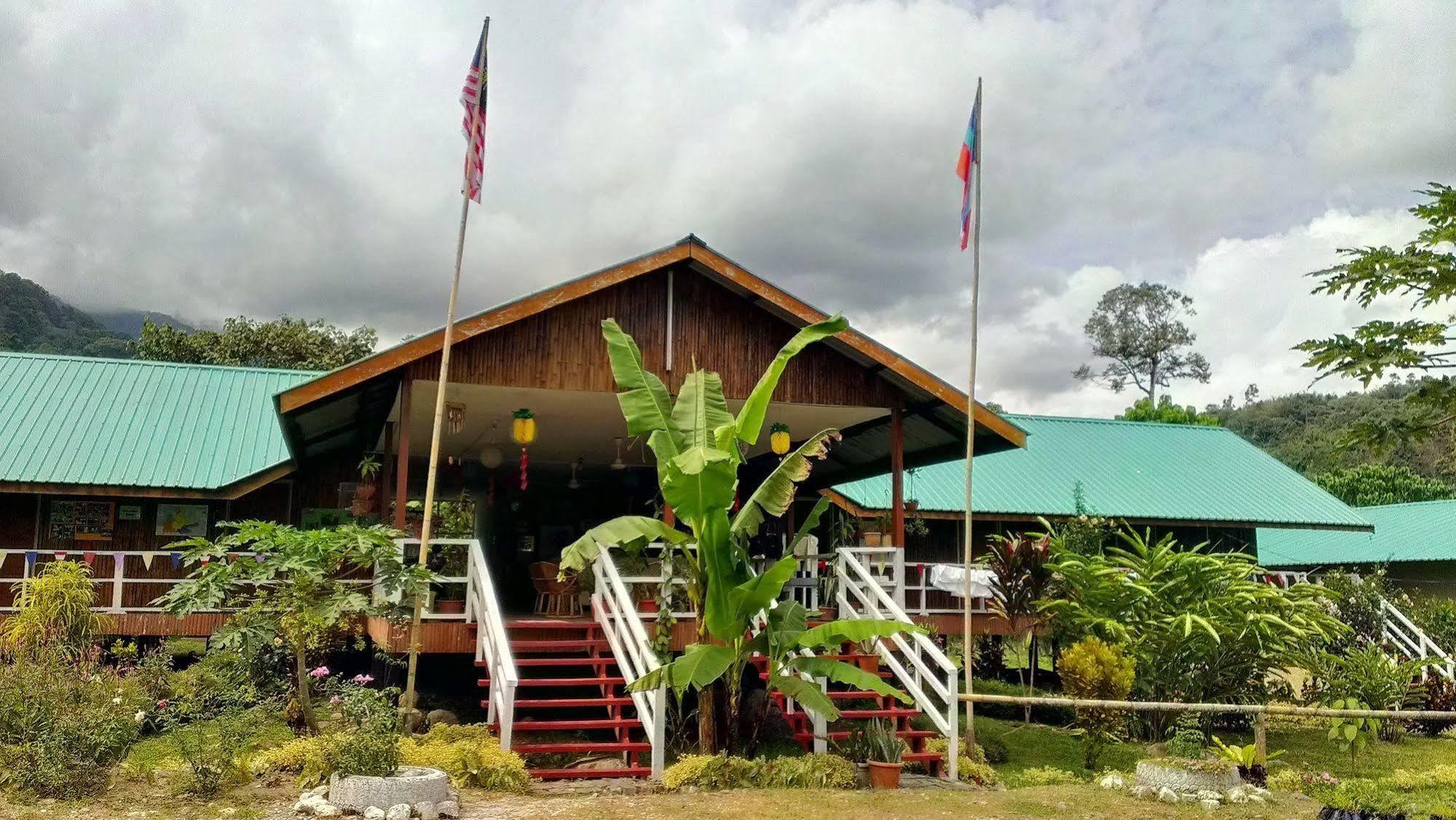 Kinabalu Poring Vacation Lodge Kampung Poring Kültér fotó